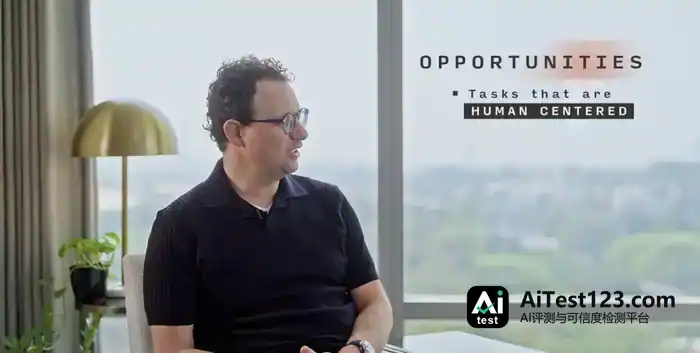 别学编程了!Anthropic CEO直言:代码工作快速消失,人类应该学..(配图 11)