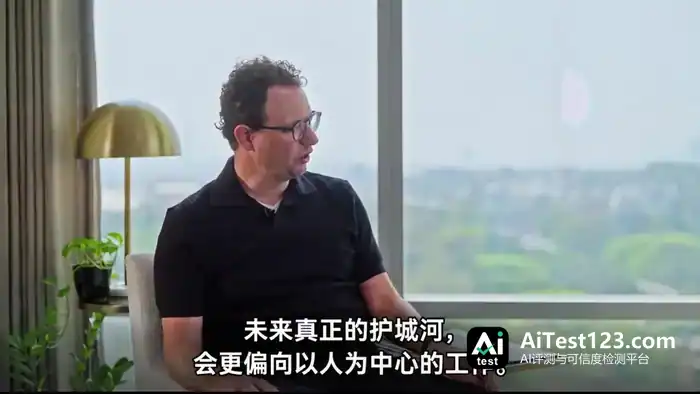 别学编程了!Anthropic CEO直言:代码工作快速消失,人类应该学..(配图 12)